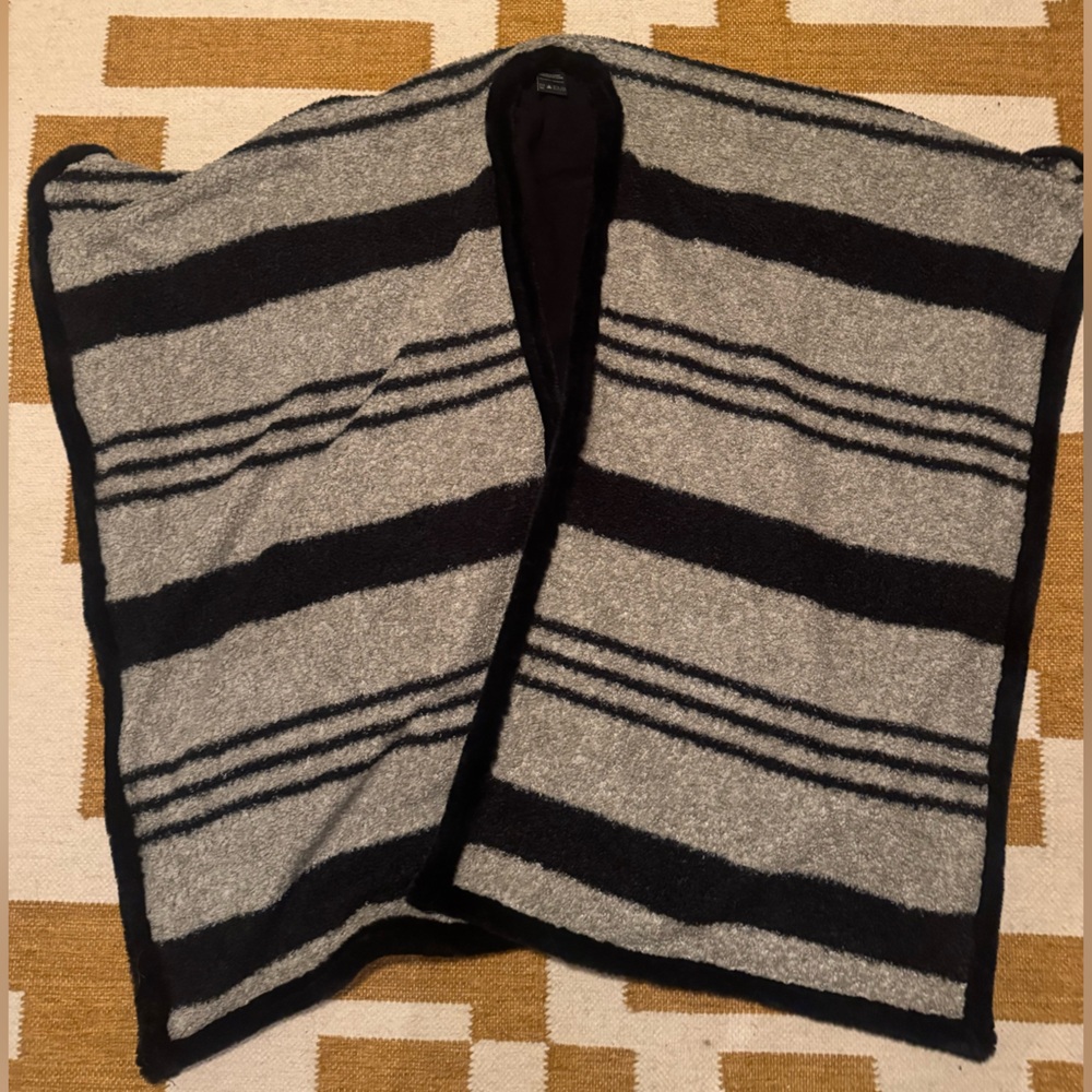 RACHEL Rachel Roy Black and Gray Striped Wrap